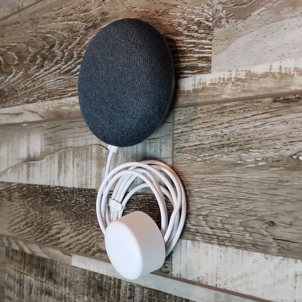 Google Home Mini--Smart Speaker w/ Google Assistant